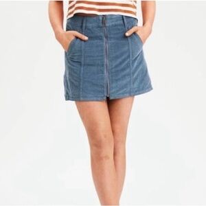 American Eagle Hi-Rise A-Line Corduroy Zip Front‎ Mini Skirt Women's Size 6 Reg